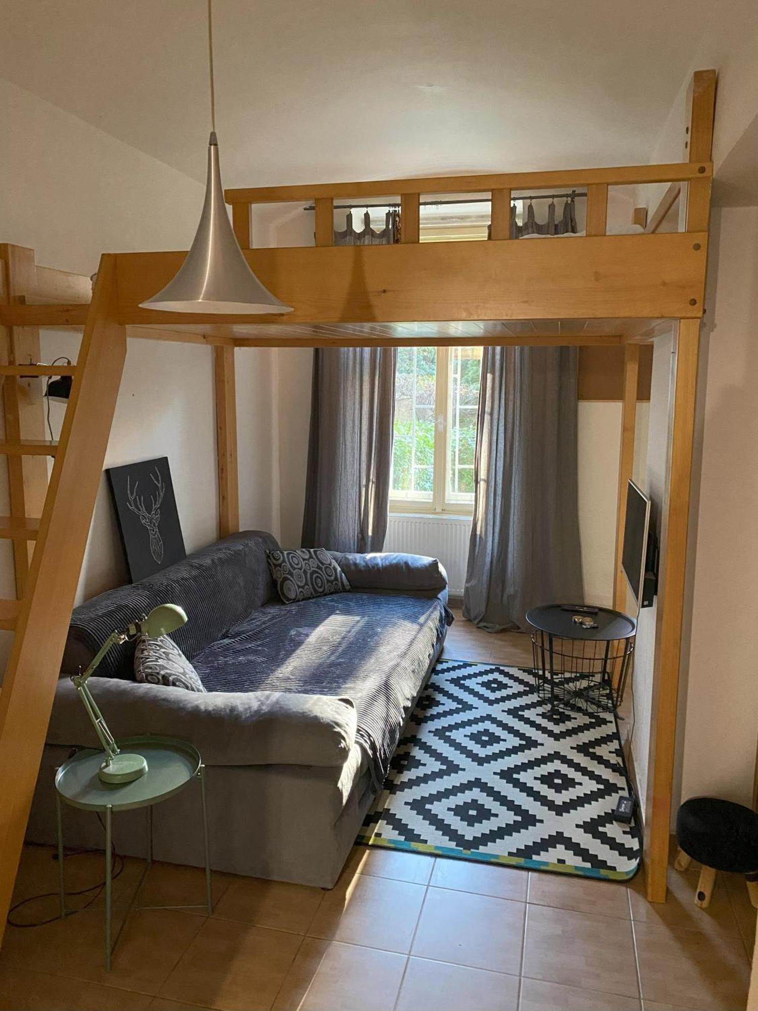 Apartamento Cozy Garden In The Heart Of